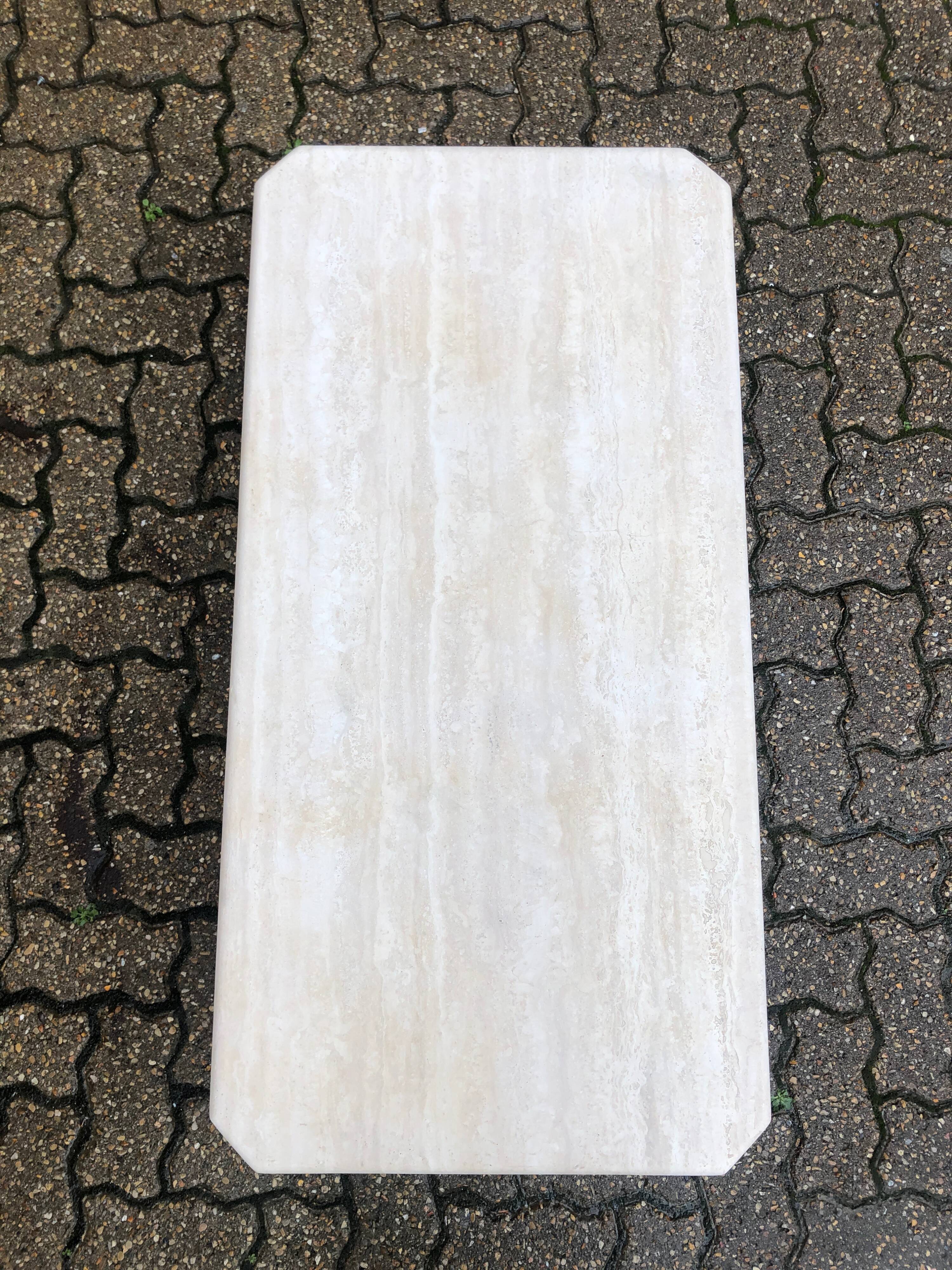Coffee table in travertine chalk color