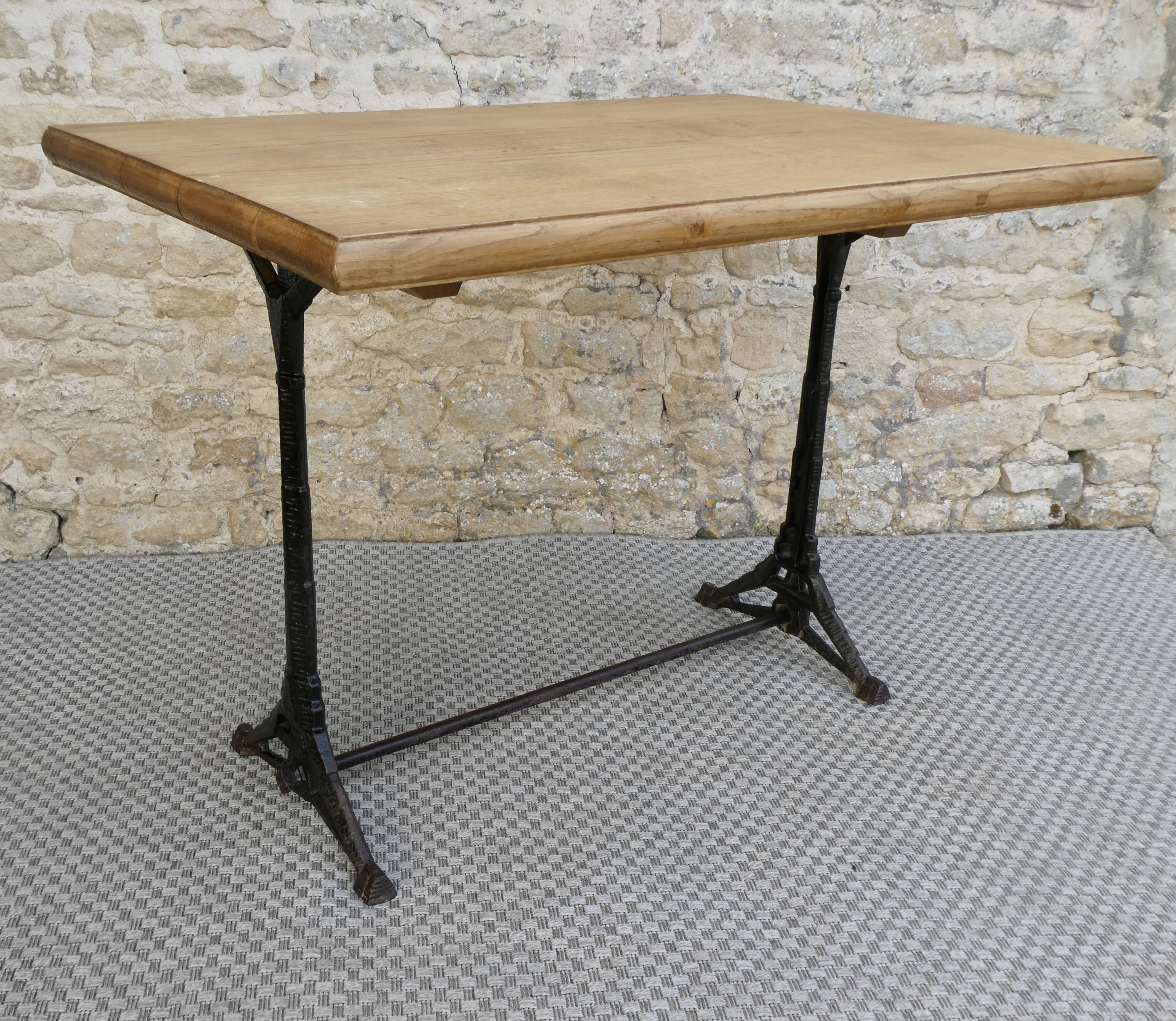 bistro table with cast iron legs signed Lelong, early 20th century