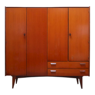 Armoire penderie scandinave vintage en teck et palissandre