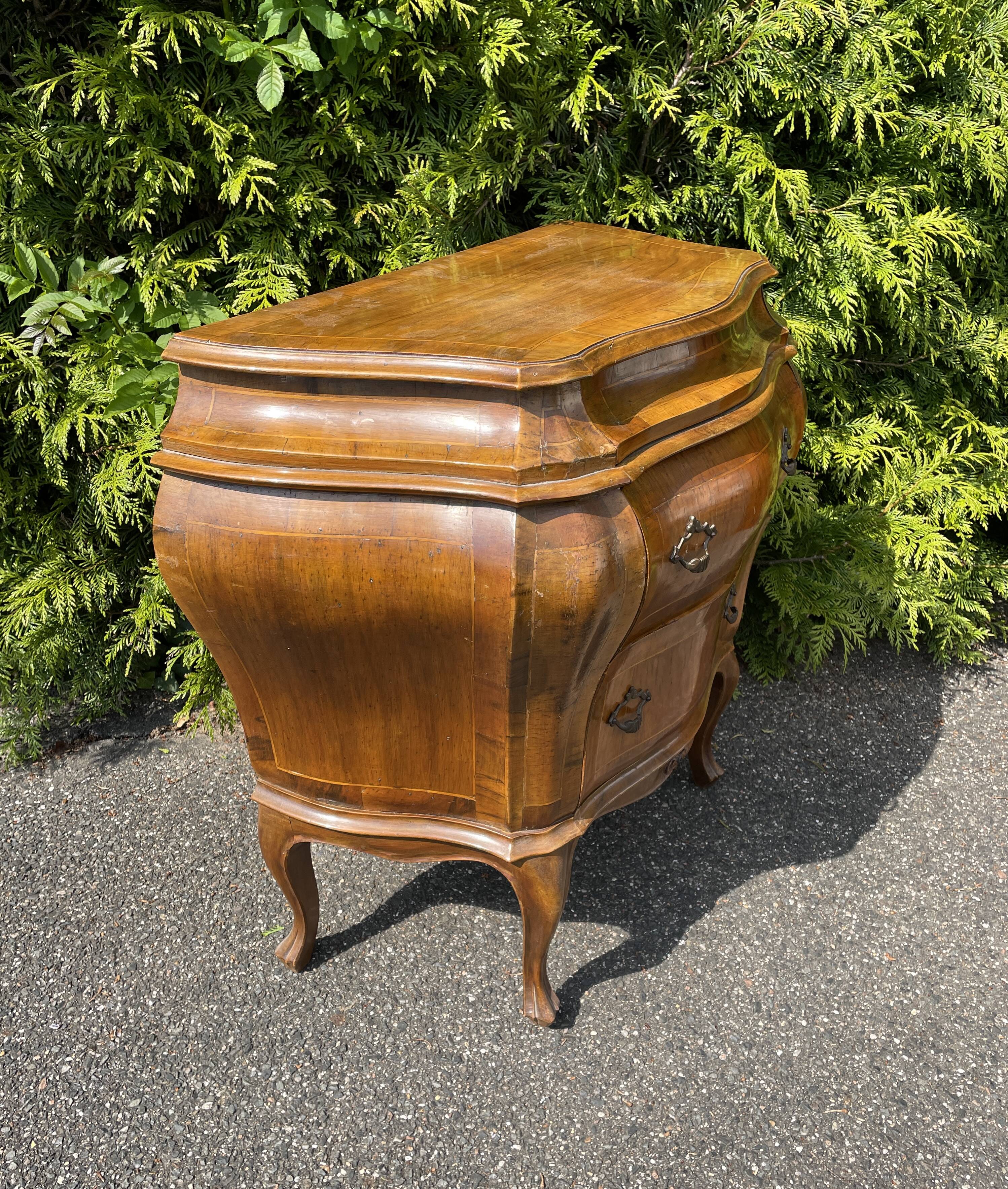Chest of drawers in Dutch style marquetry with secret drawer.