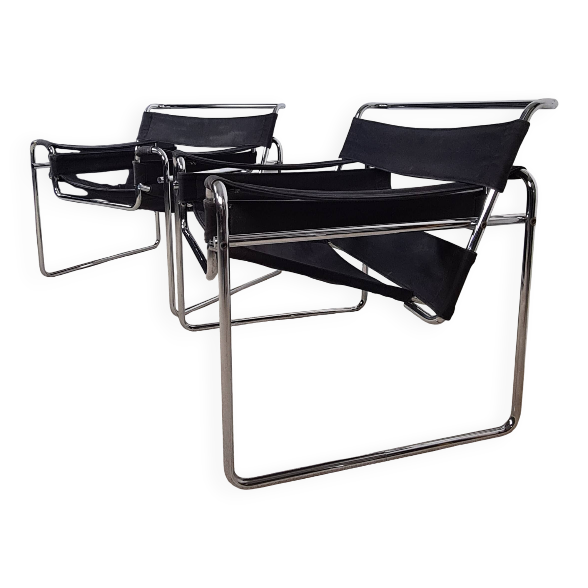 Pair of "Wassily" armchairs _ Vintage Edition