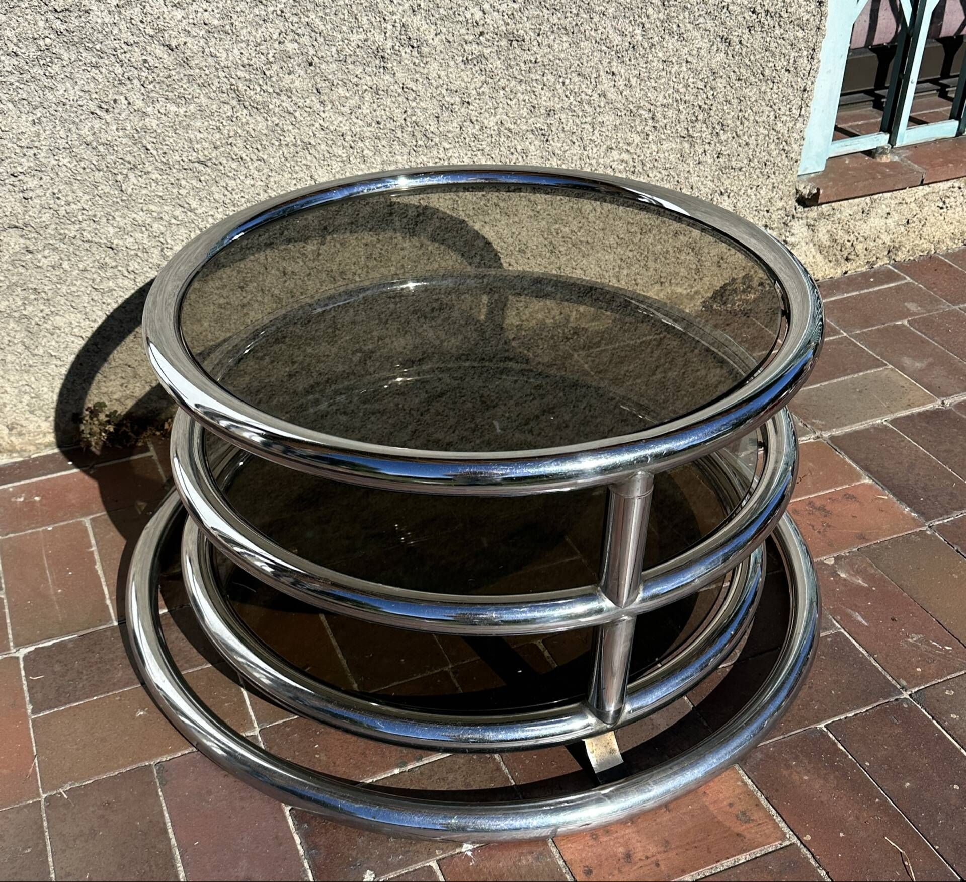 Vintage swivel coffee table by Milo Baughman, Artedis Roche Bobois