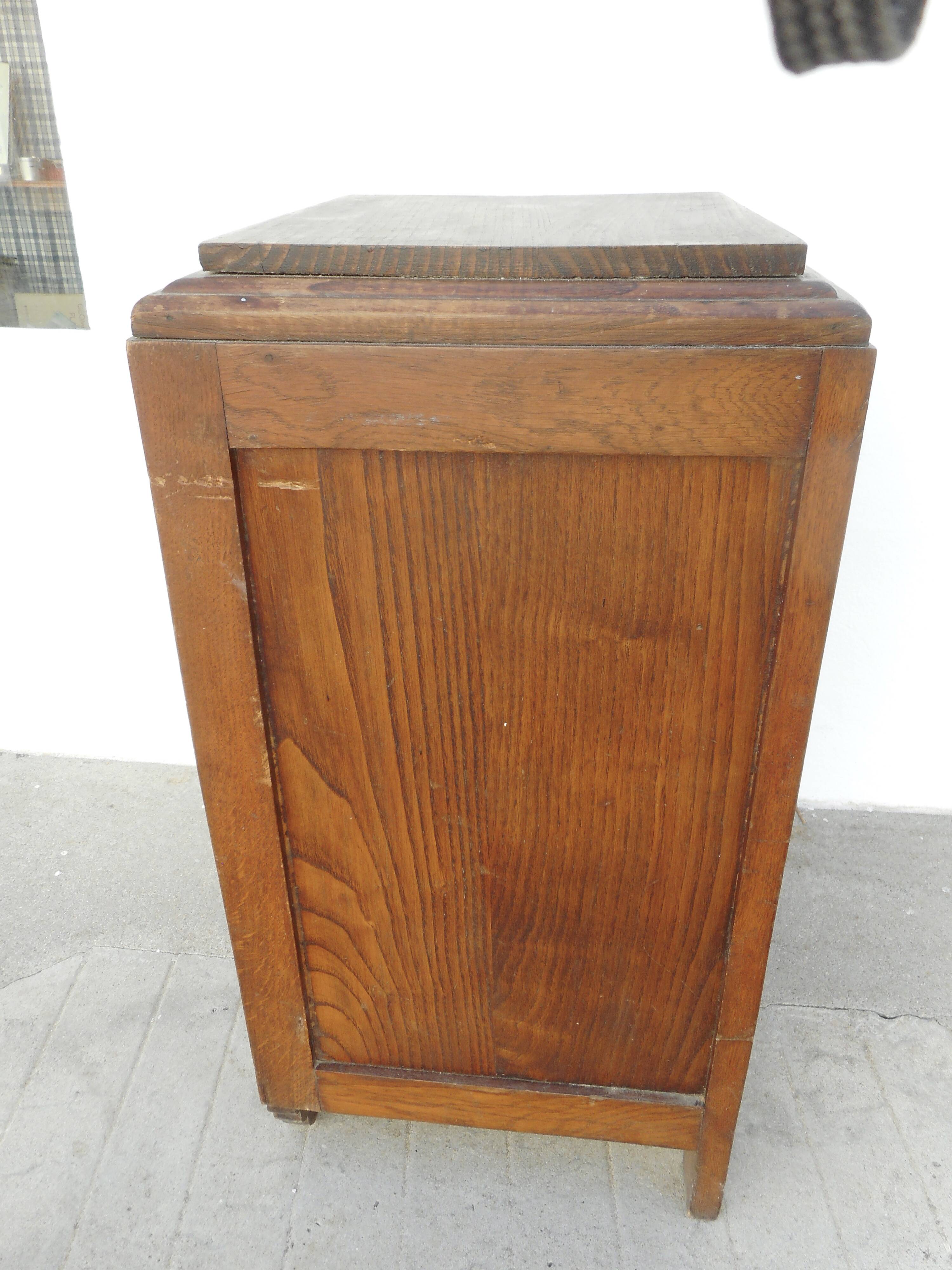 Wooden bedside table from the 20s_25
