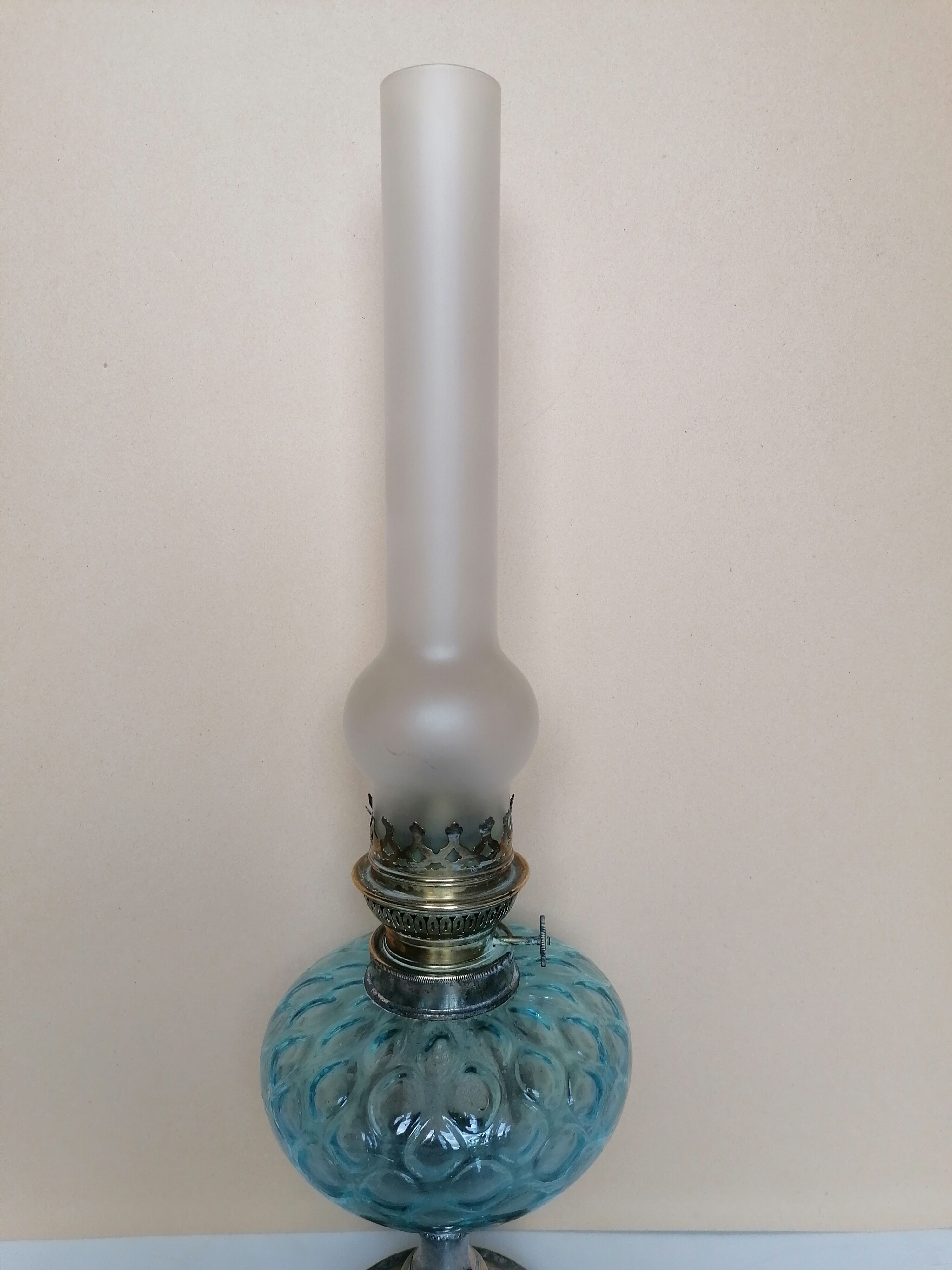Blue glass kerosene lamp