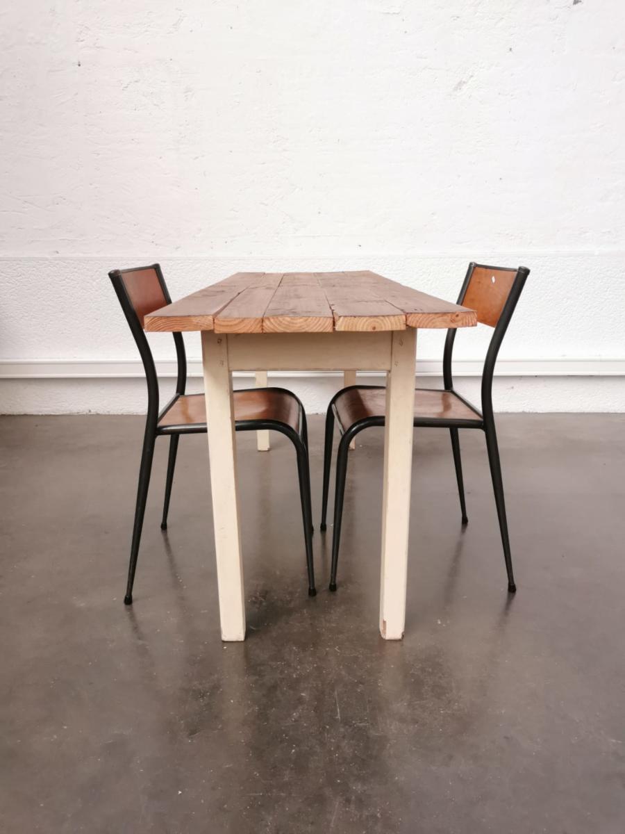 Fine and long farm table