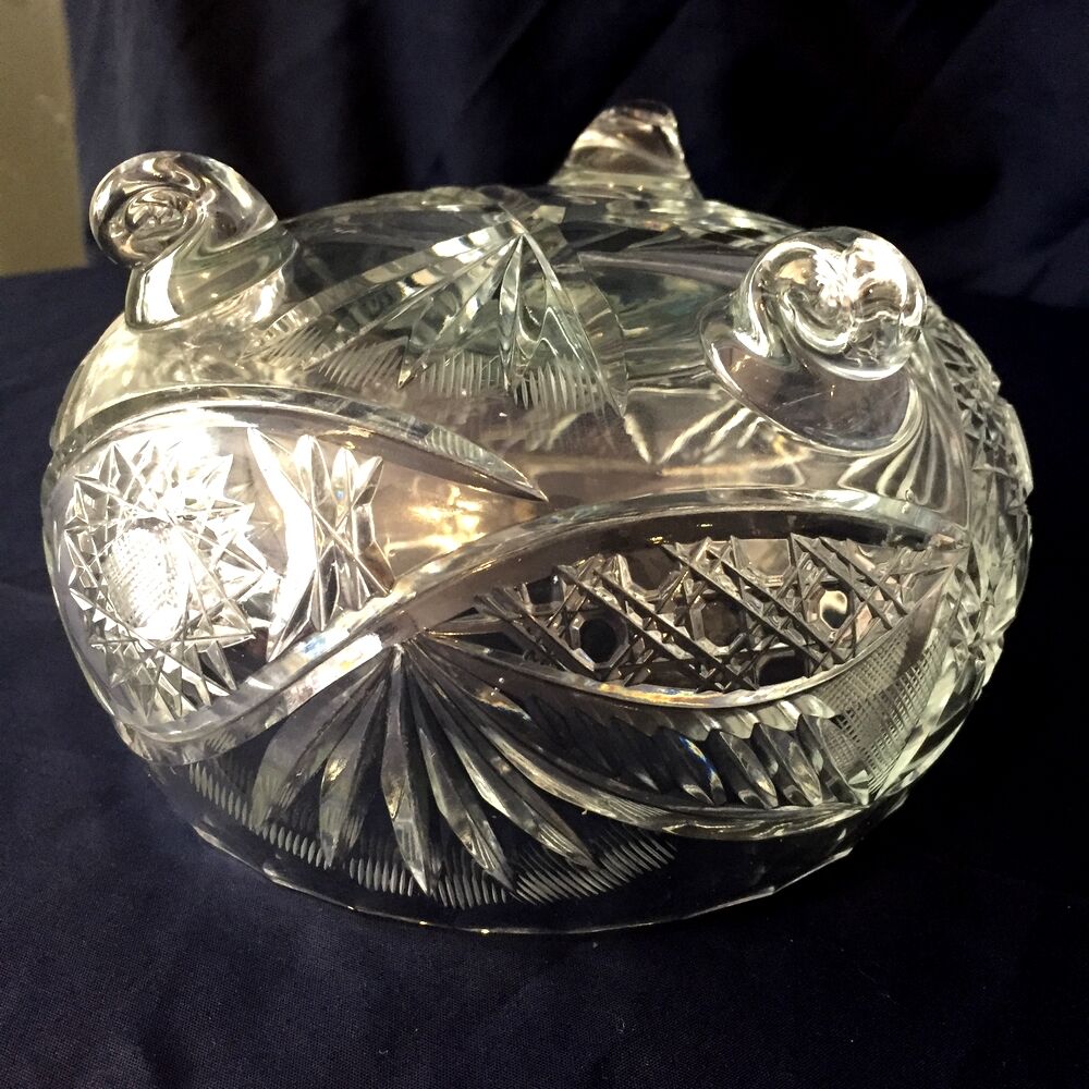 Cup or empty pocket on foot crystal size bohemian size