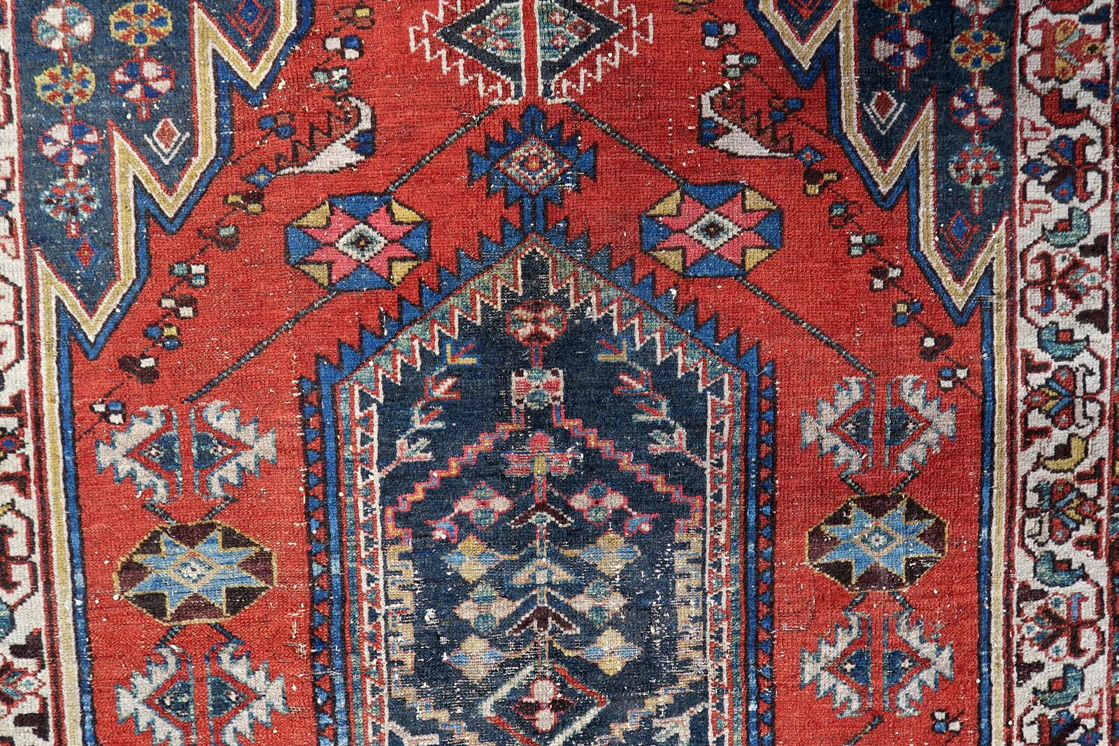 Antique 1920s Persian Hamadan rug, distressed tribal medallion, 128cm x 194cm