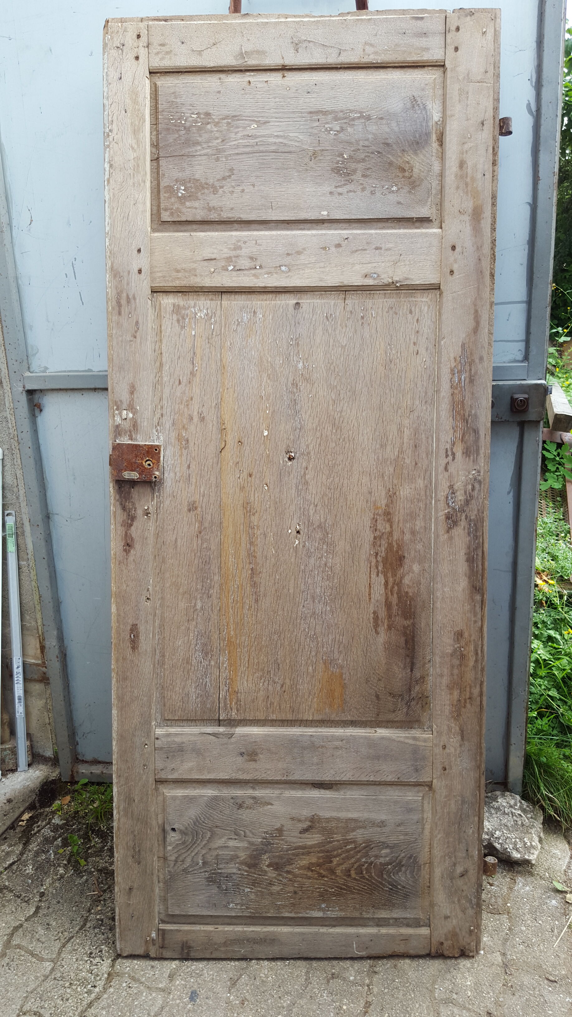 Antique door XVIIIth fittings