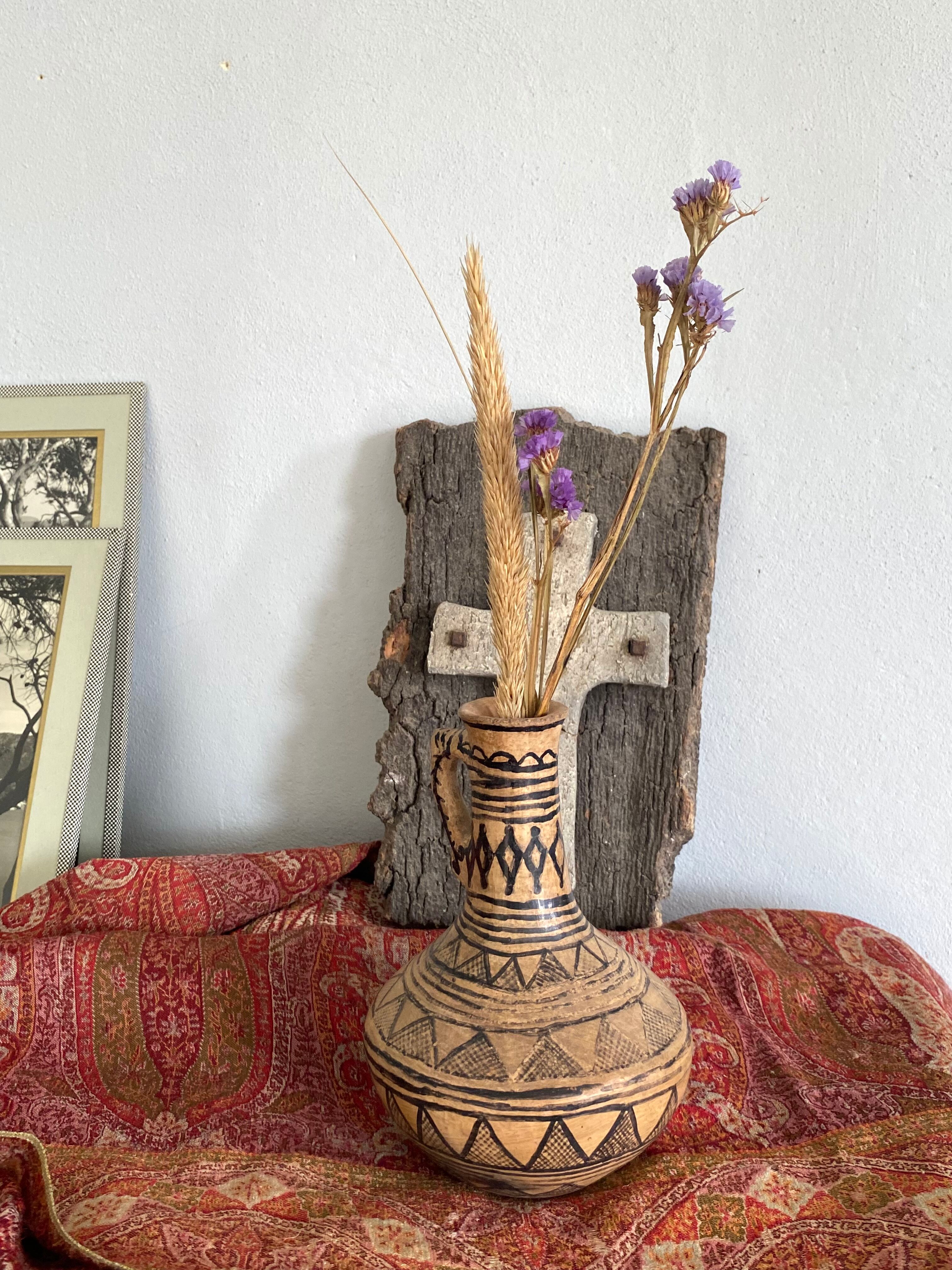 Berber vase painted terracotta