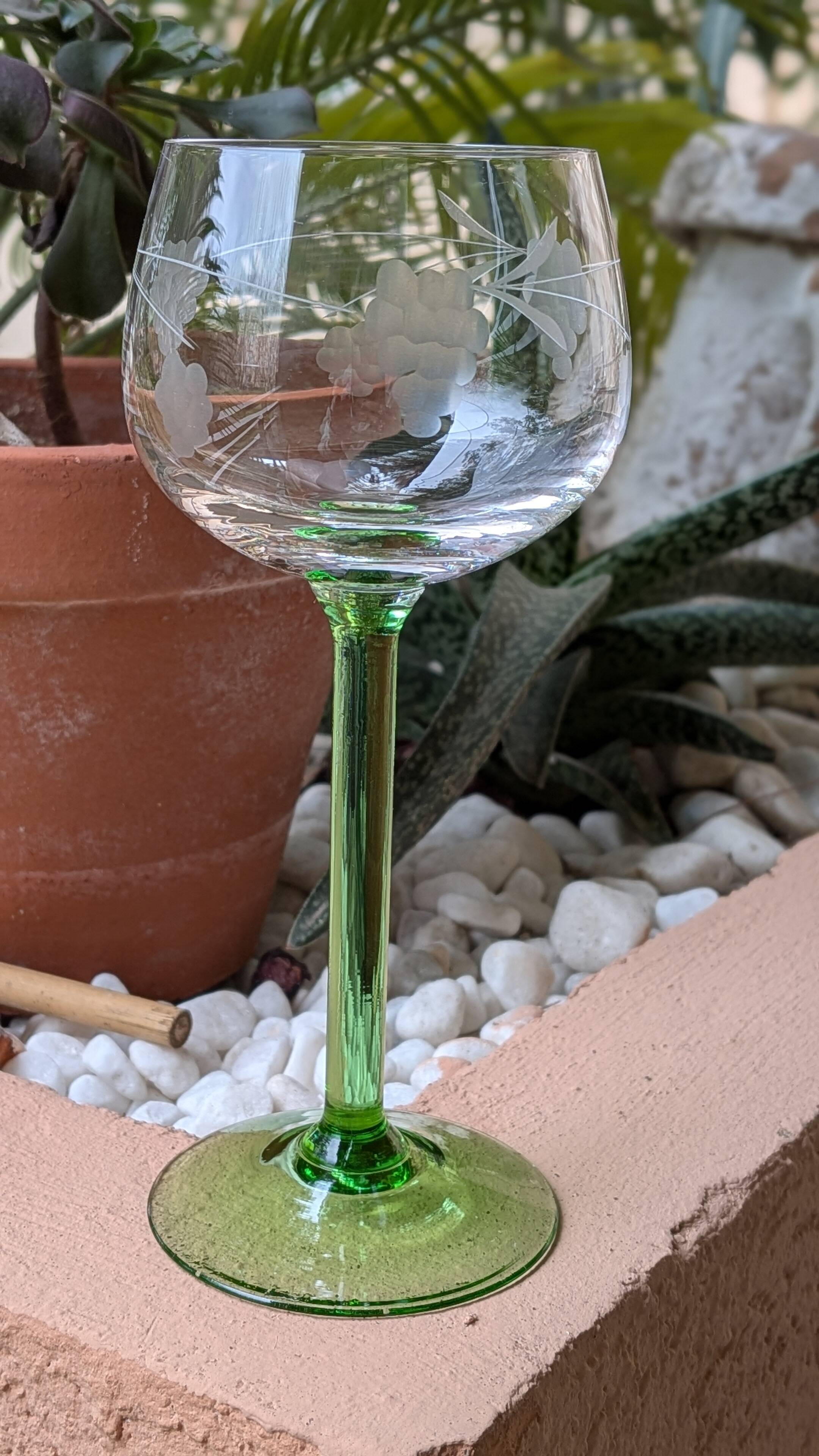 Silkscreened wine glasses from Alsace