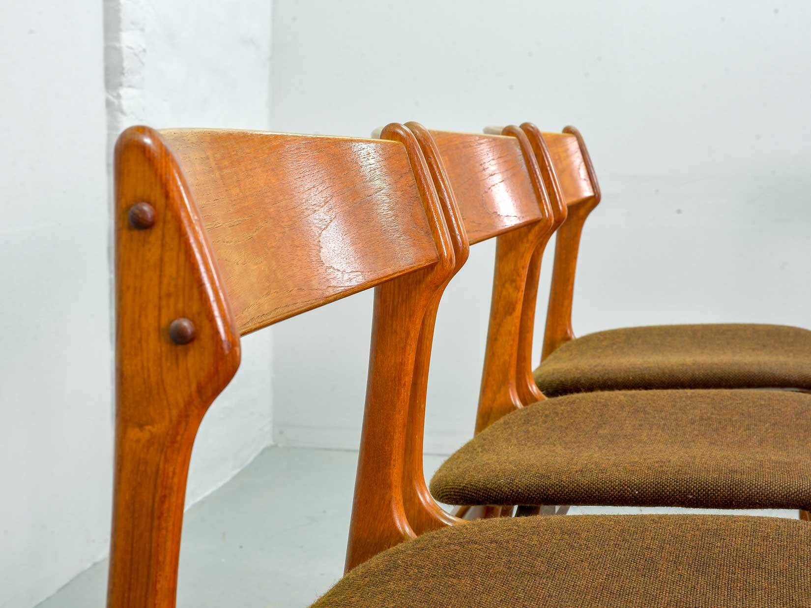 Erik Buch Danish Design Teak Dining Chairs for Oddense Maskinsnedkeri 1960s