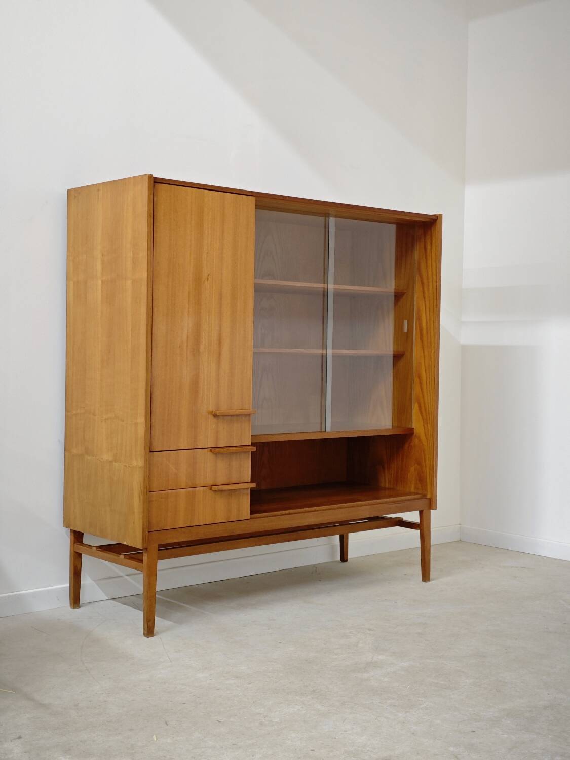 High buffet dresser by Frantisek Mezulanik for Up Zavody 1960