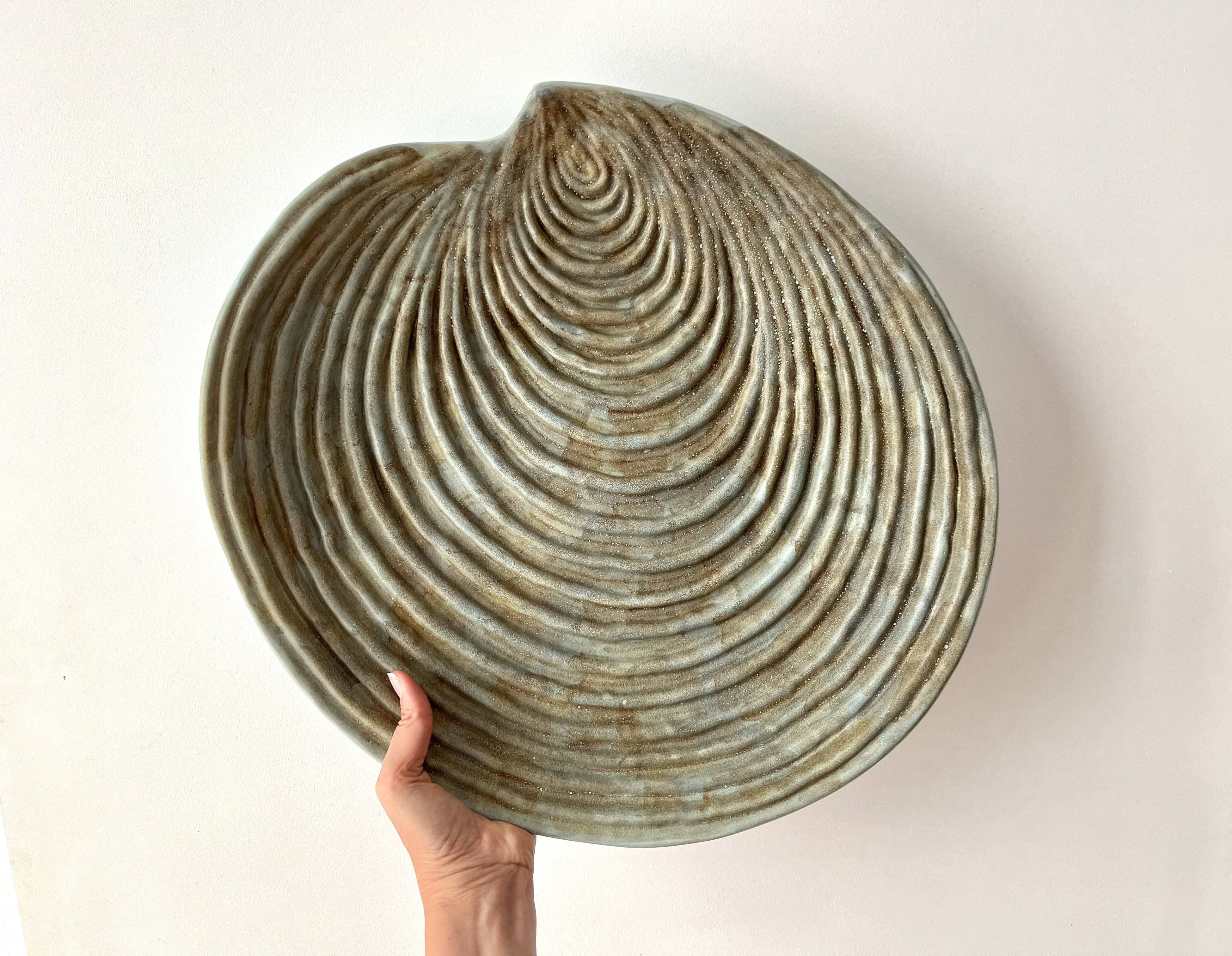 Large ceramic shell dish by Dominique Guillot for Vallauris 1960, giant oyster dish
