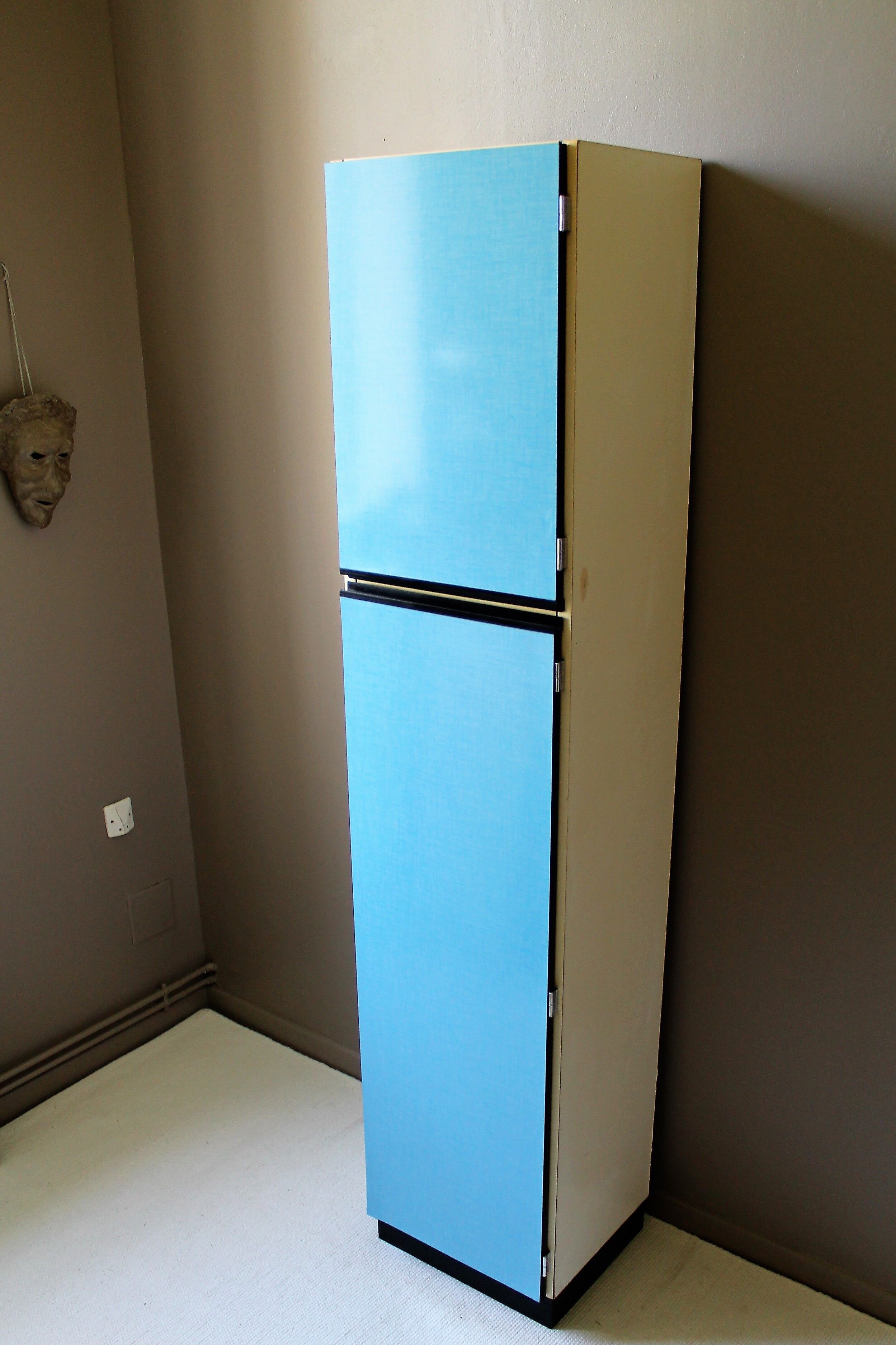 Meuble de rangement en formica vintage