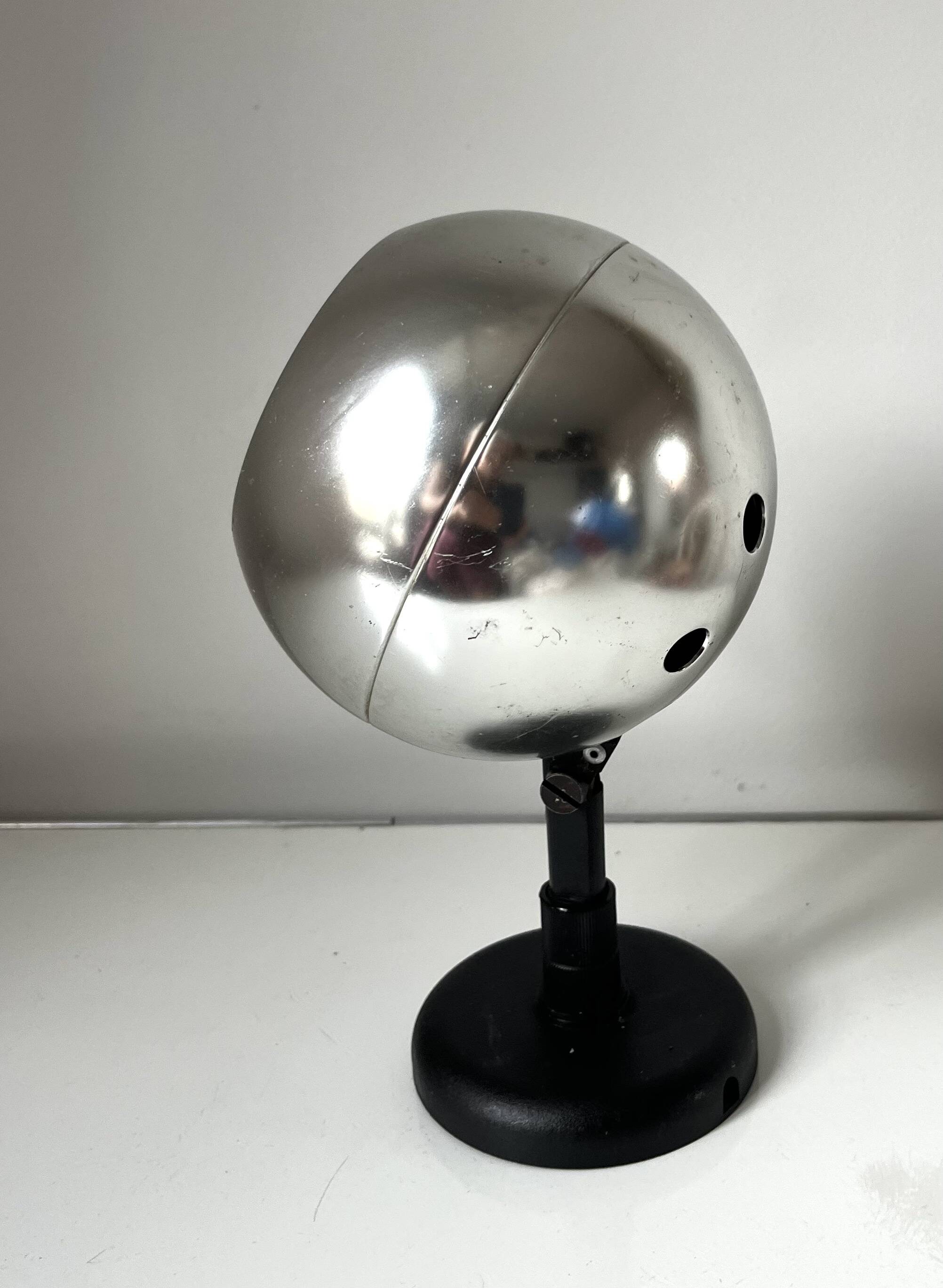 Eyeball Lita chrome metal wall light