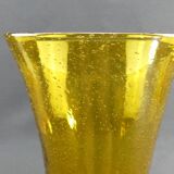 Yellow vase in bubbled blown glass from Biot