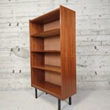 Vintage display cabinet / bookcase