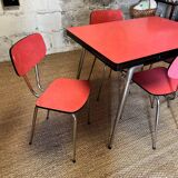Table and 4 chairs in red Formica