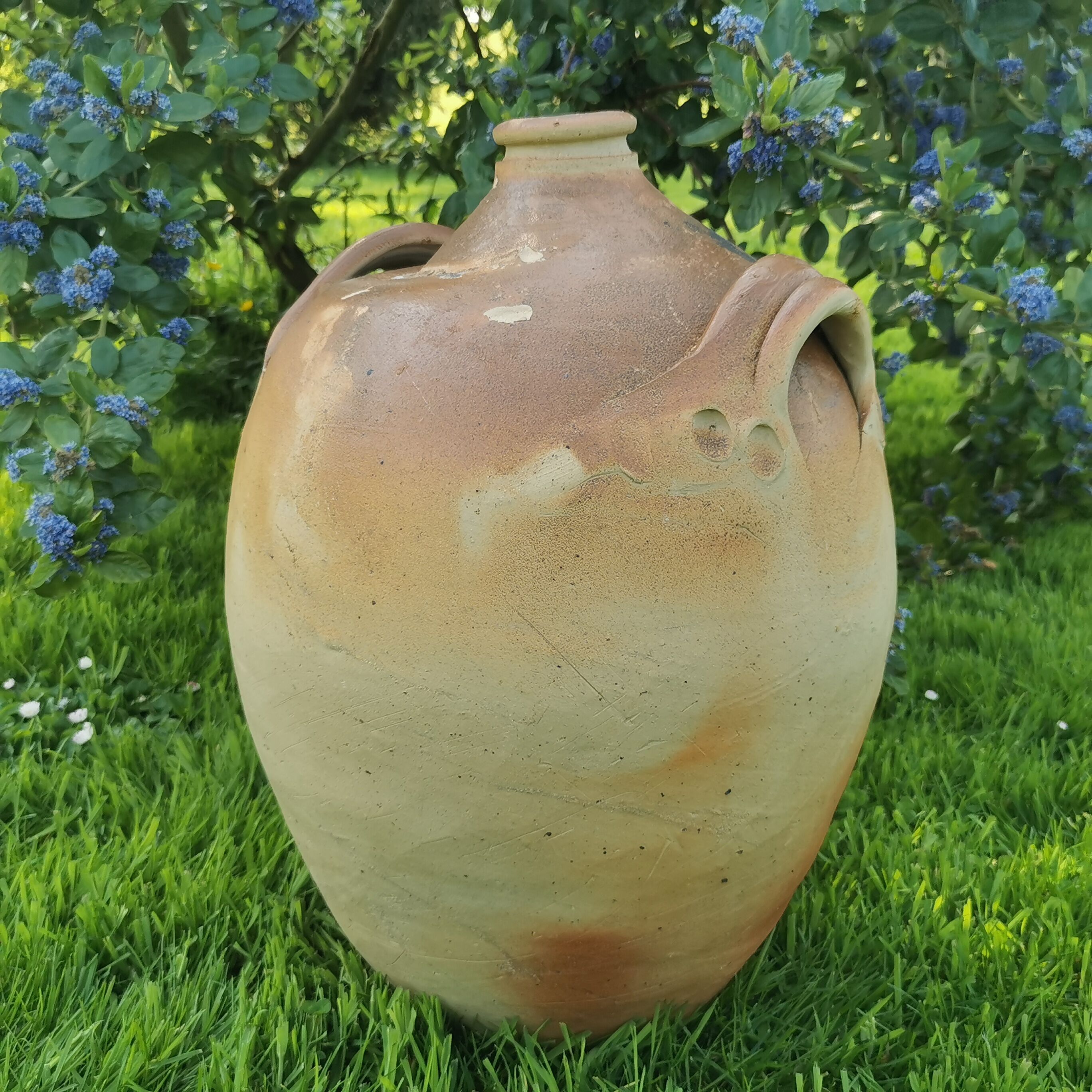 Terracotta jar 54cm
