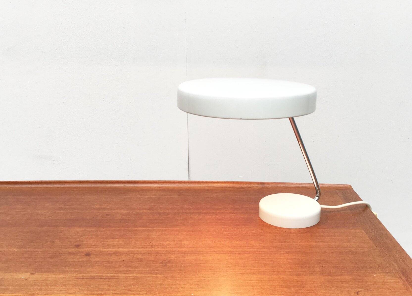 Mid-century minimalist table lamp 6658 by Kaiser Idell / Kaiser Leuchten.