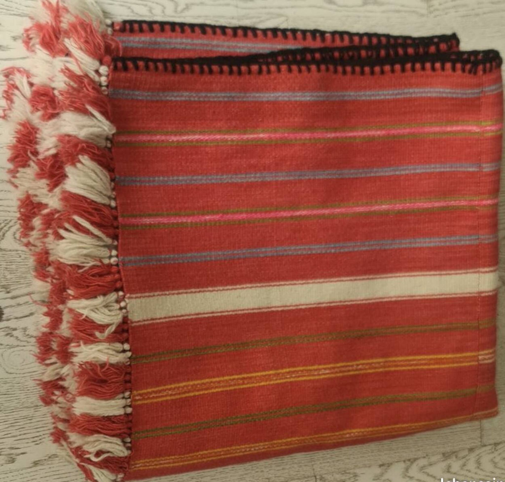 Tapis artisanat crétois comme neuf