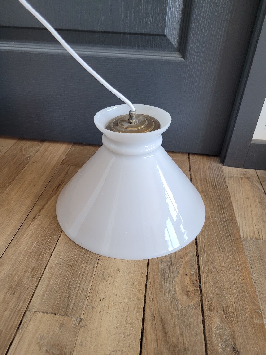 Opaline pendant light