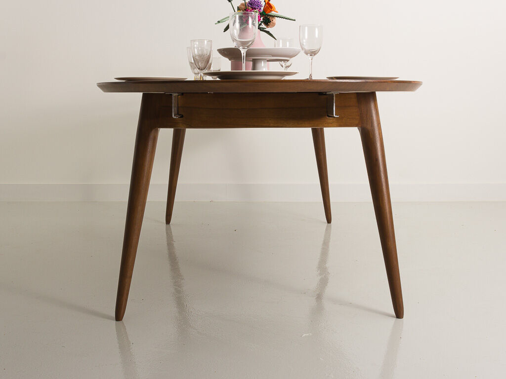 Custom-made solid walnut dining table with 4 extensions, for 6 to 16 people