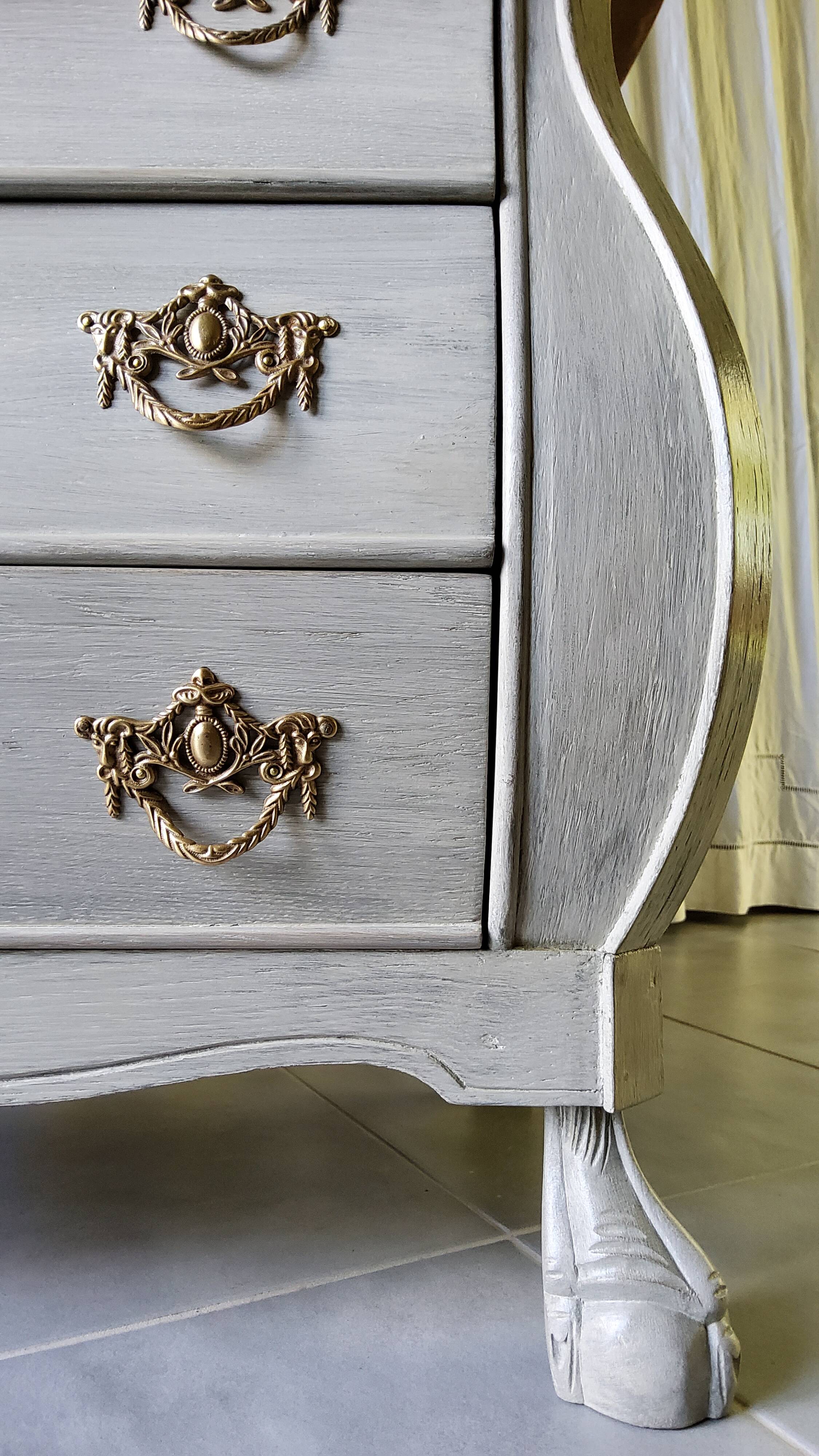 Curved patinated chest of drawers