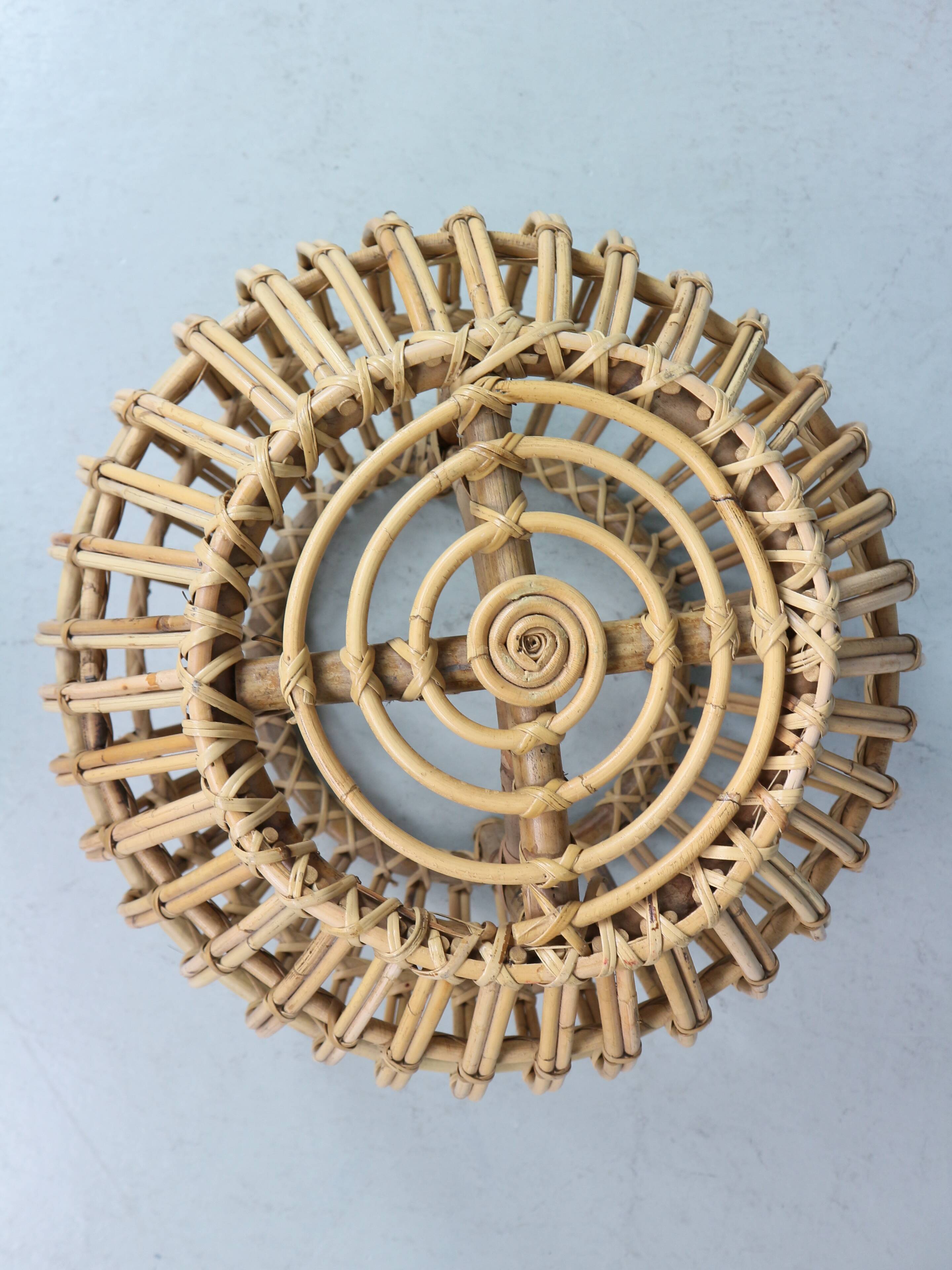 Pouf, jardinière, tabouret ou table d'appoint en rotin vintage des années 1960 par Dirk van Sliedrecht