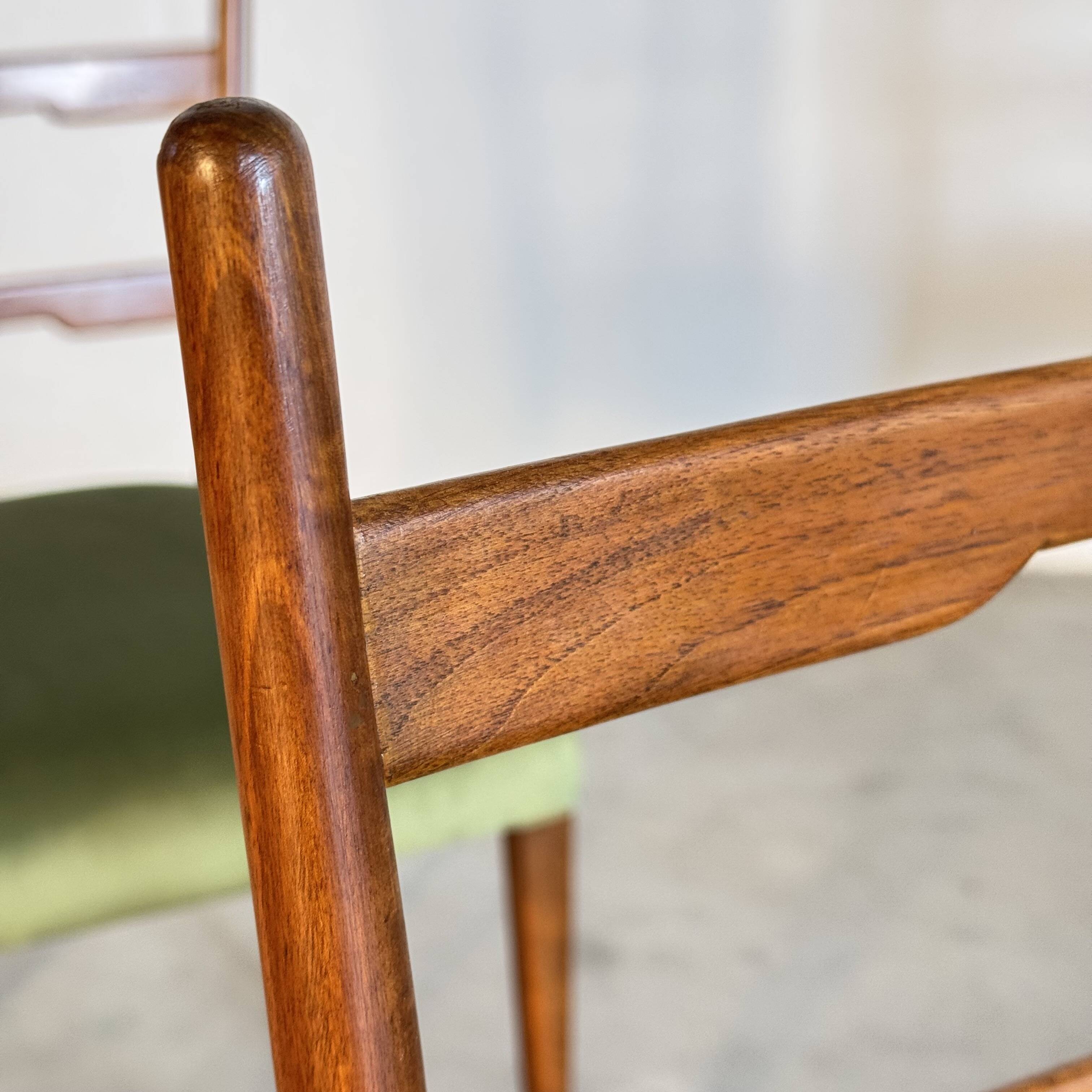 Set of six dining room chairs attributed to Gio Ponti, Italy, 1950.