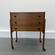 Travailleuse en bois collection de cornes années 1960 scandinaves