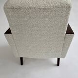 Cube armchair in wool buckle