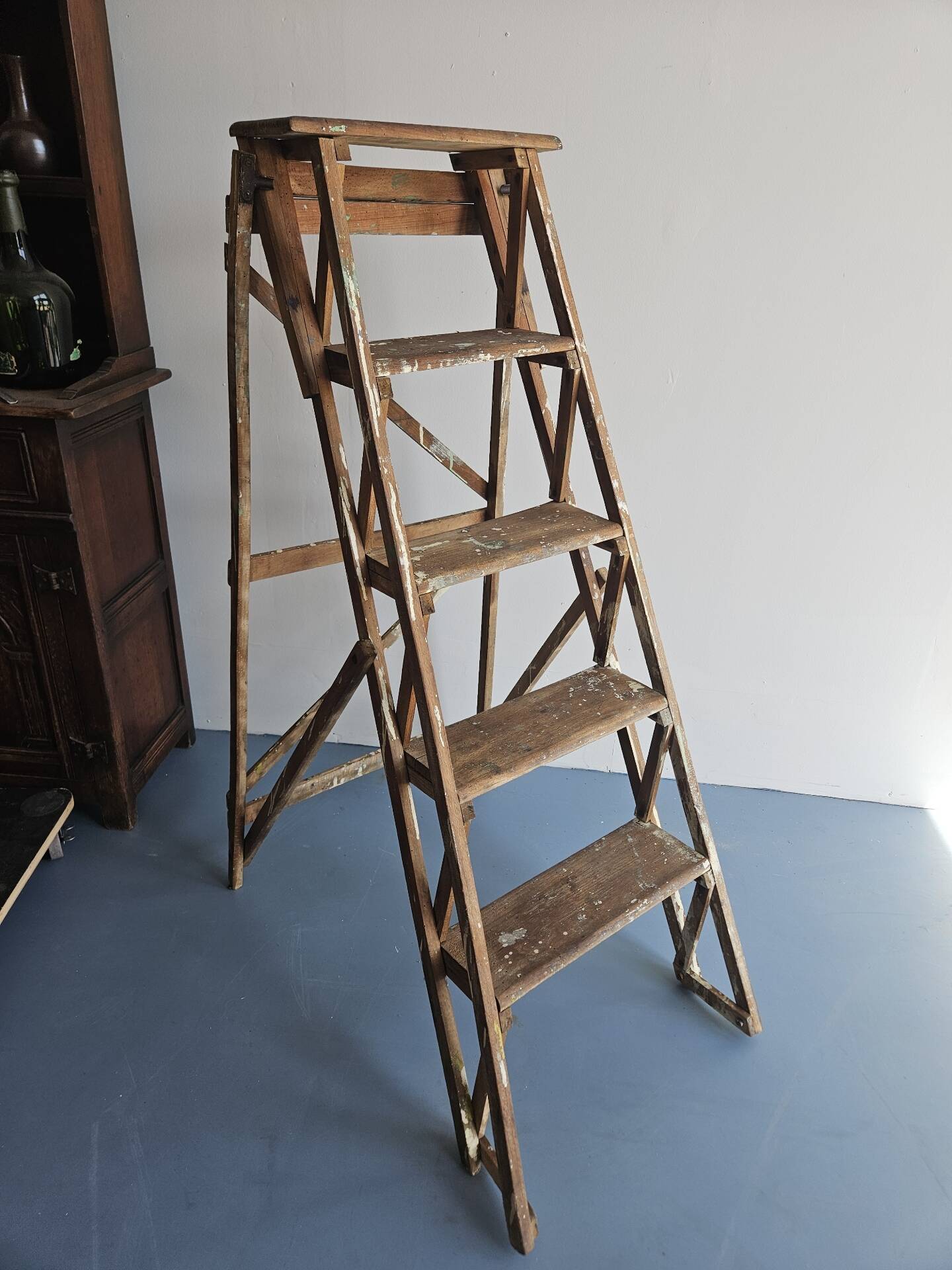Old painter's step ladder