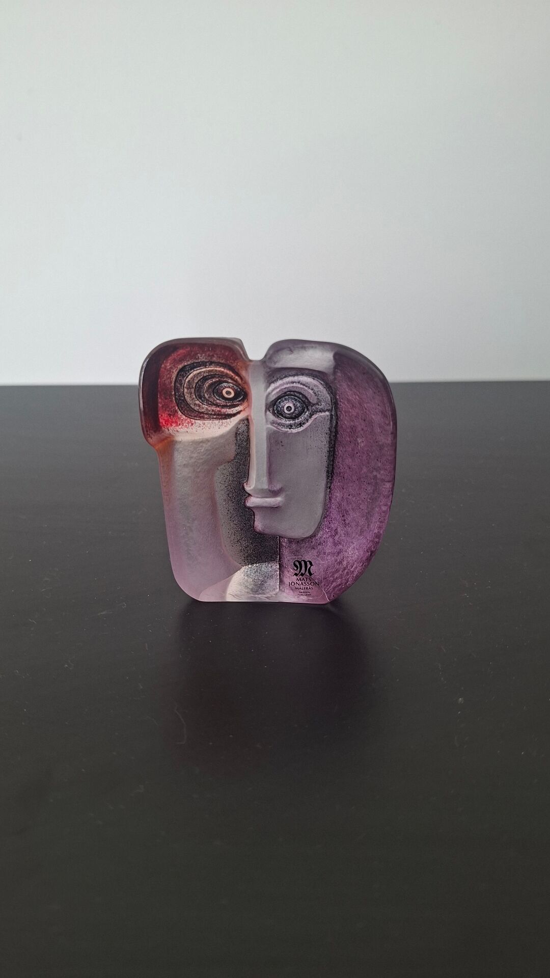 Mats jonasson målerås - glass sculpture / mask "mio" - signed -
