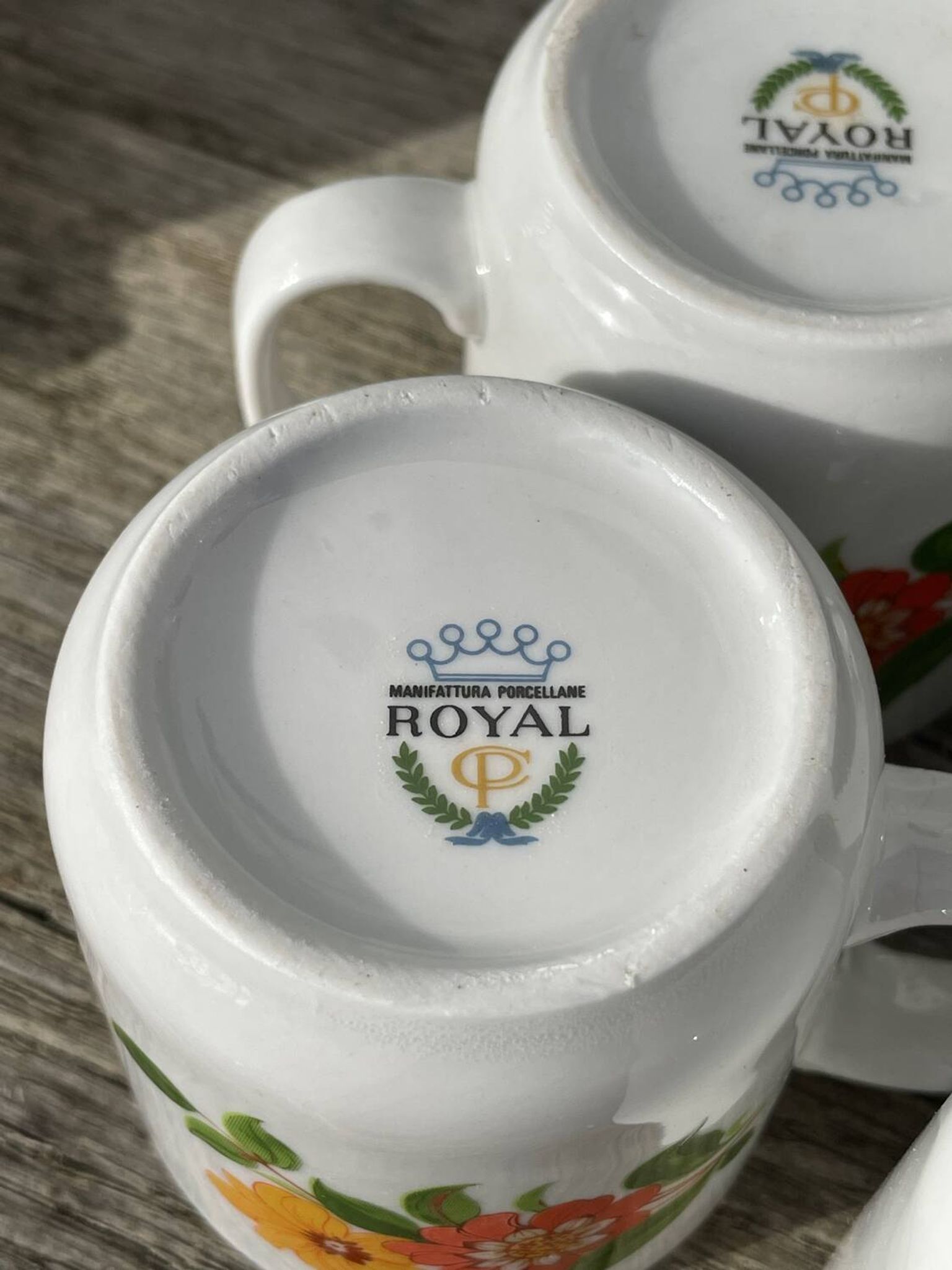 12 porcelain coffee cups with flowers, 1960s-1970s