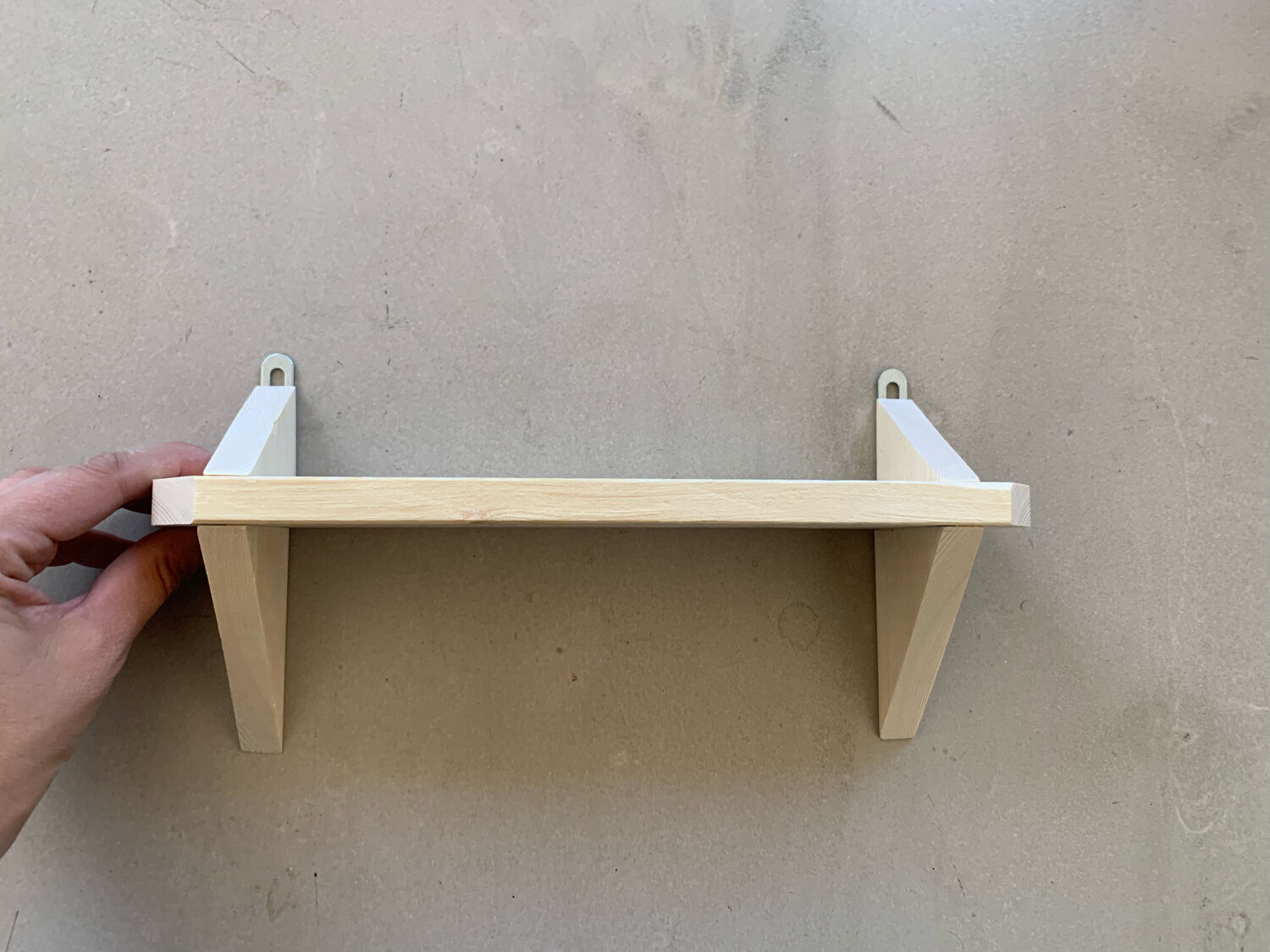 Wall shelf
