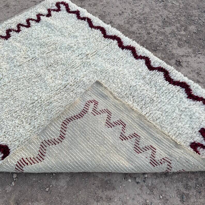 Natural wool rug 250cmx150cm