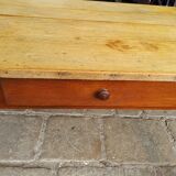 Farm table