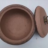 Stoneware empty pocket / pot with lid