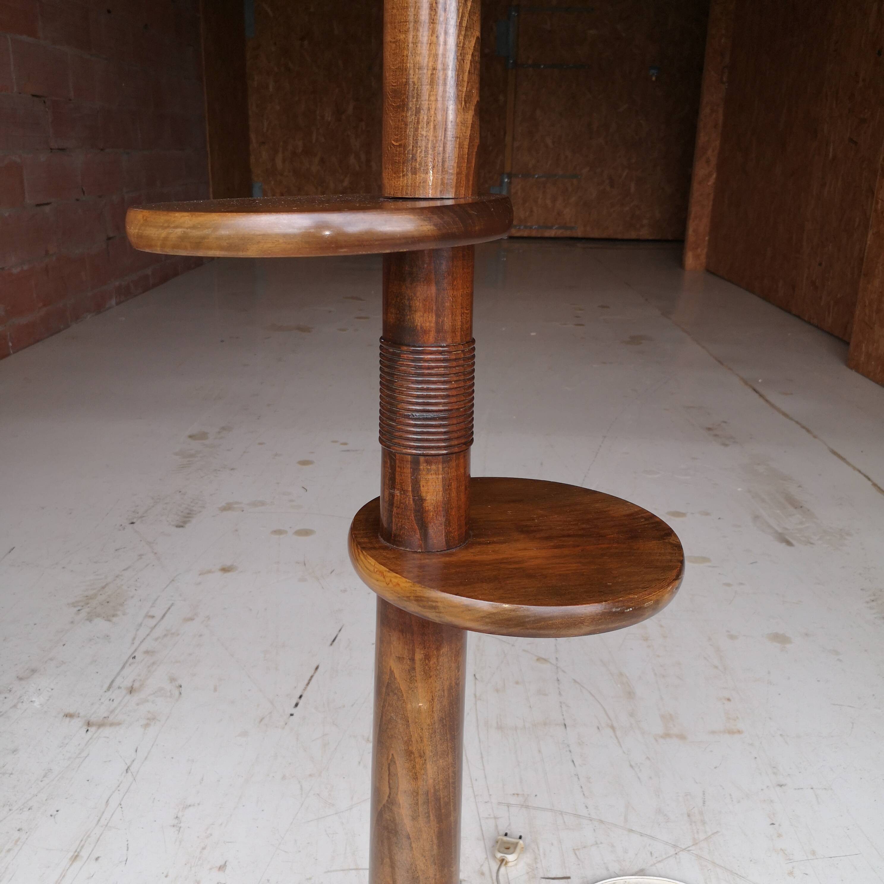Dudouyt oak floor lamp with swivel shelves, 1940-1950 design