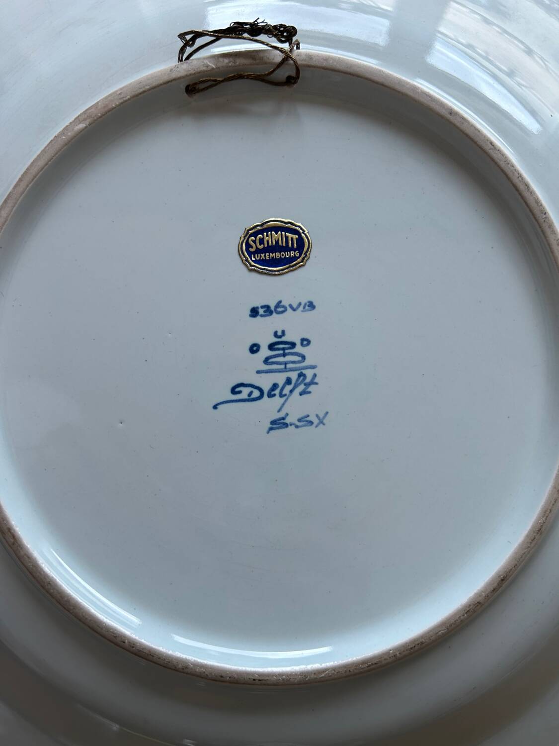 Delft decorative plate
