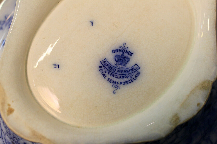 Pair Of Vegetable Growers Alfred Meakin England Royal Semi Porcelain