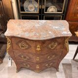 Commode estampillée J Dubois