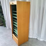 Wooden curtain binder