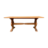 Farm table