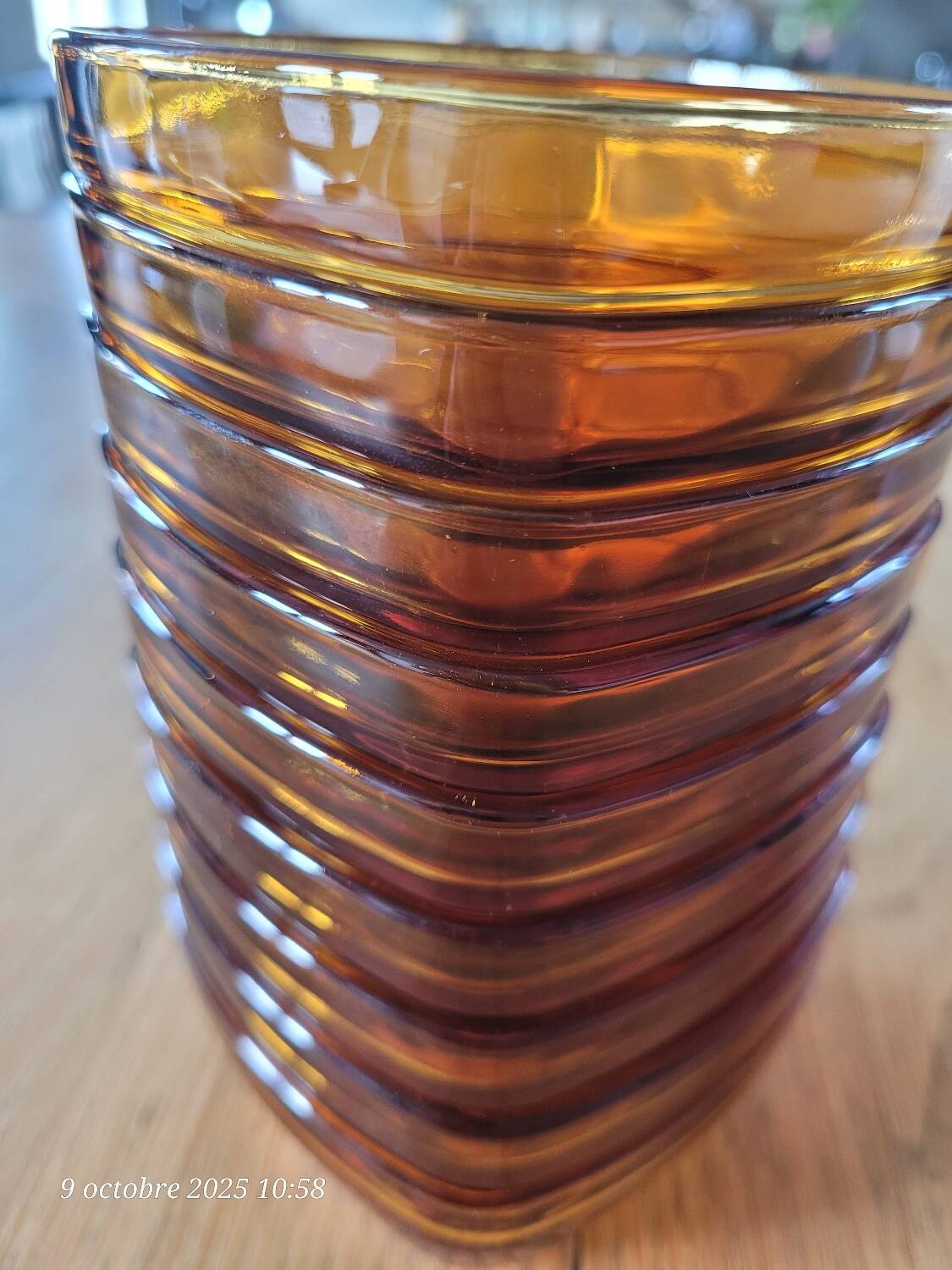 9 coupelles carrées vintage en verre fumé