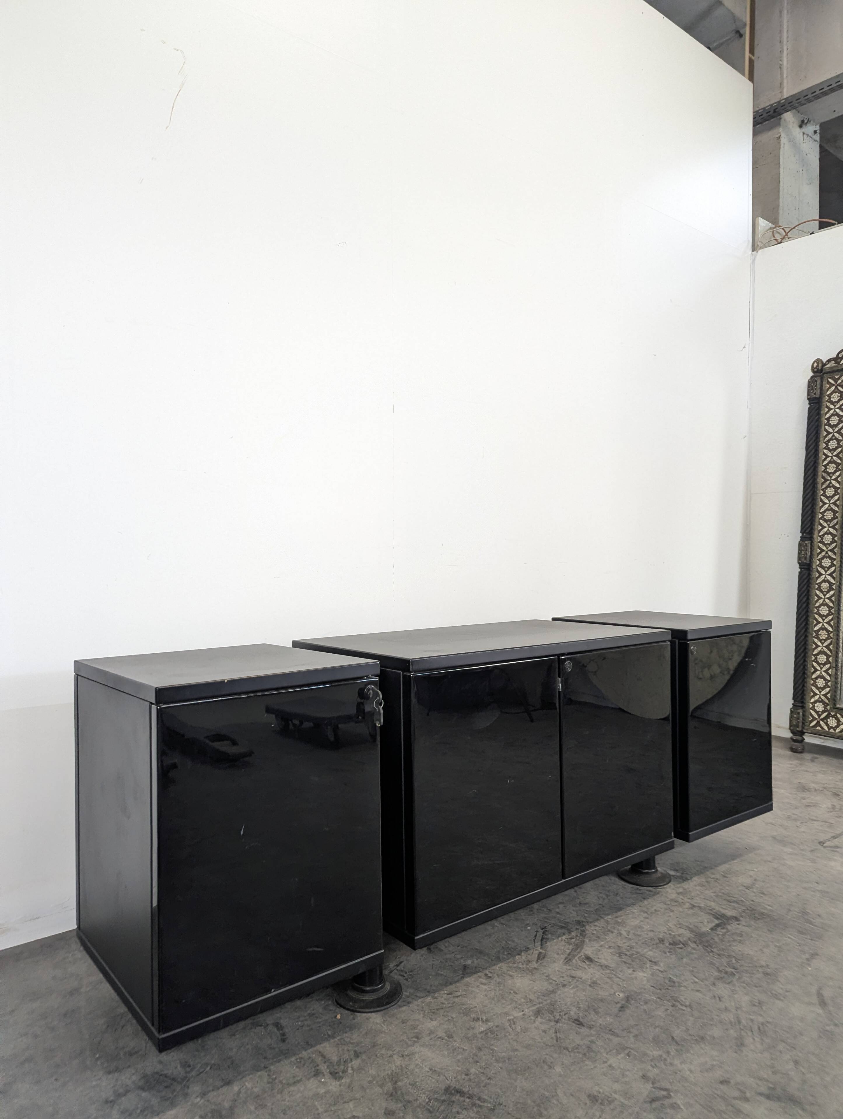 Enfilade designed by Porsche edited by Anna CASTELLI FERRIERI