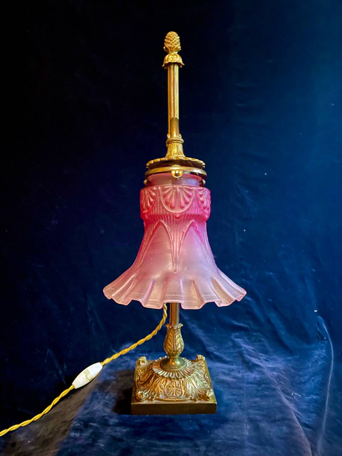 Large adjustable lamp, brass/pink glass, early 20th century.