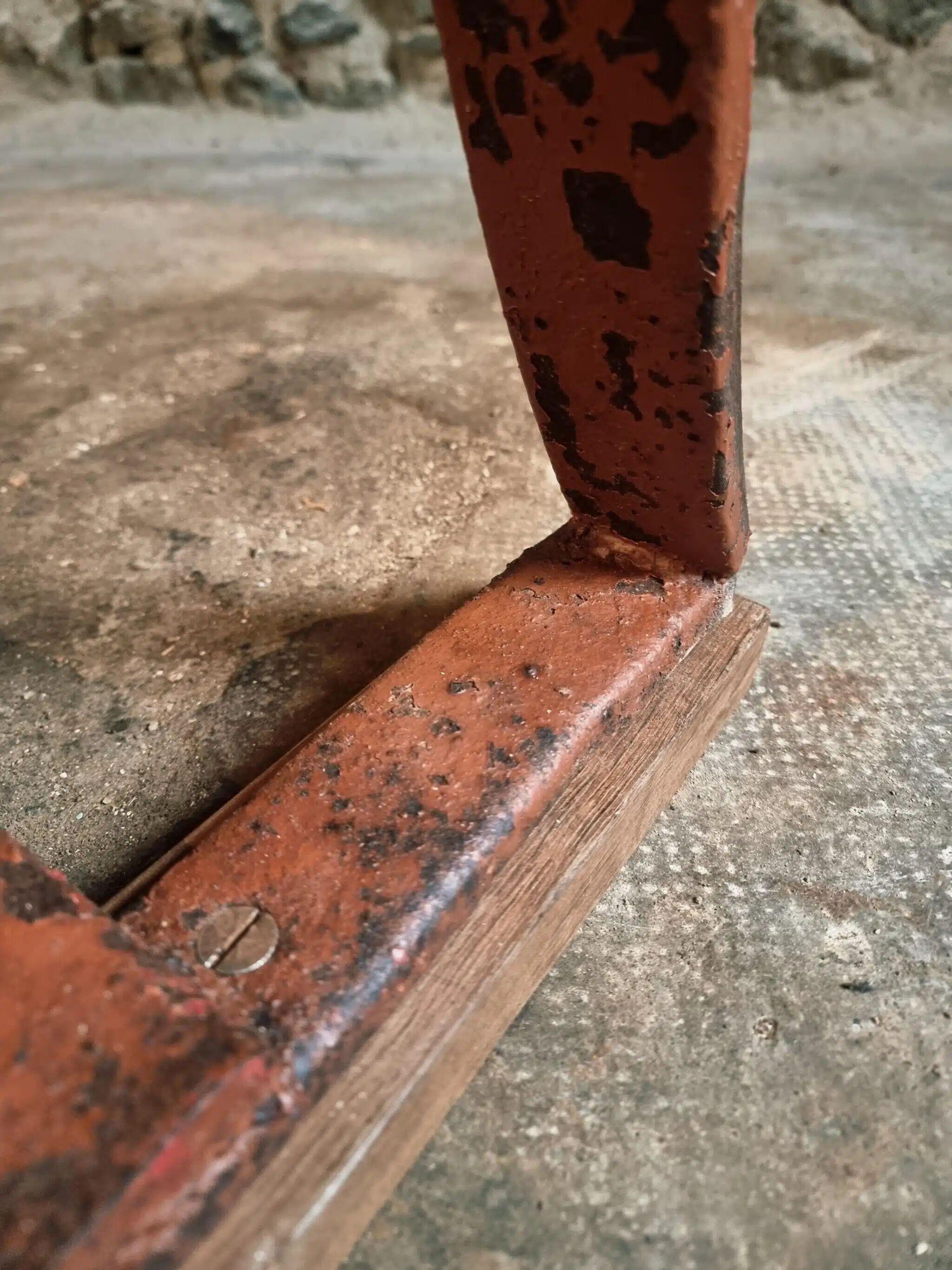 Vintage industrial table – Iron base and solid wood top (201 cm)