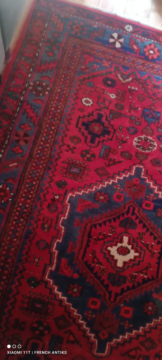 Tapis iranien vintage des années 1950. Travail artisanal, fait main.